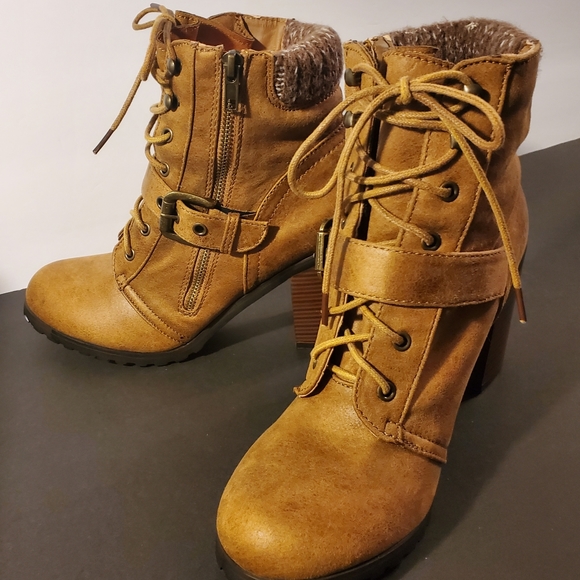 JUSTFAB Orquidia Cognac Chunky Heel Ankle Bootie - Picture 4 of 6